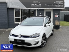 Volkswagen Golf - 1.4 TSI GTE, Standkachel, pano dak, trekhaak, apk 06-2026