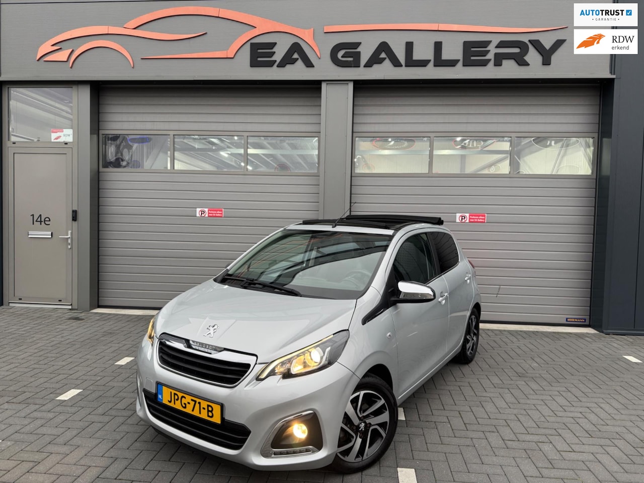 Peugeot 108 - 1.0 e-VTi Allure TOP! Camera | CarPlay | APK - AutoWereld.nl