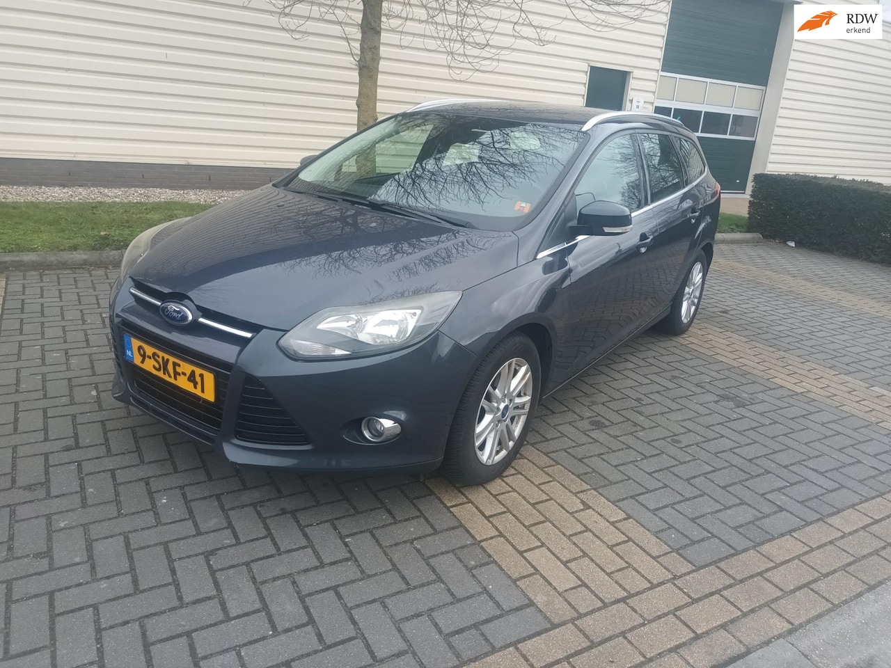 Ford Focus Wagon - 1.0 EcoBoost Titanium 1.0 EcoBoost Titanium - AutoWereld.nl