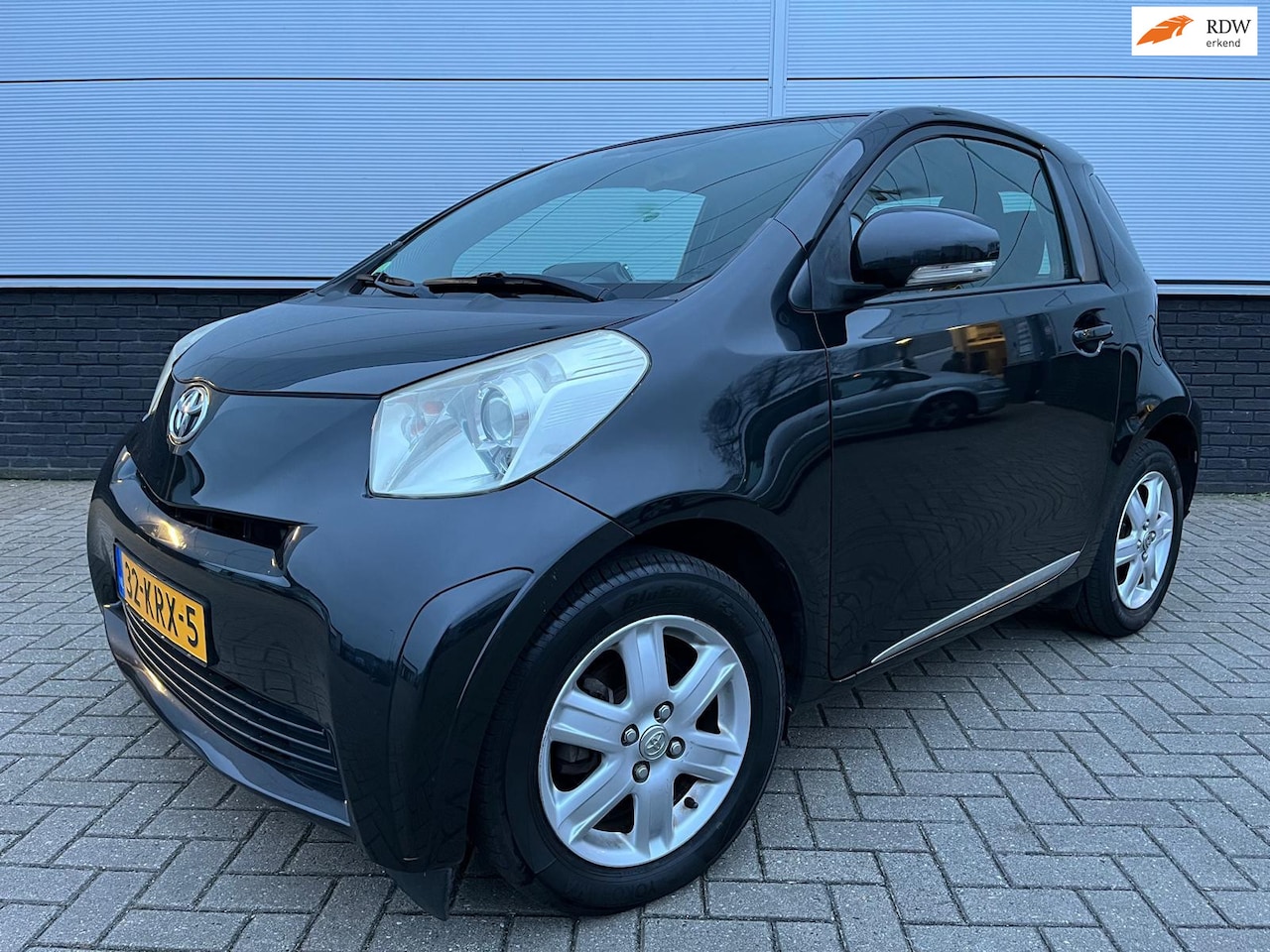 Toyota iQ - 1.0 VVTi Black Edition Airco - Lm velgen - NAP - 1e eigenaar - NL-auto - AutoWereld.nl