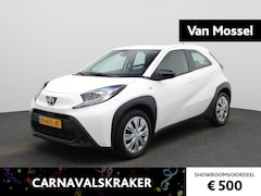 Toyota Aygo X - 1.0 VVT-i S-CVT Play | Automaat | Apple Carplay/Android Auto | Achteruitrijcamera | Airco
