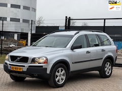 Volvo XC90 - 2.5 T Momentum|7PERS|AUT|LEDER|PSENSOR|TREKHAAK