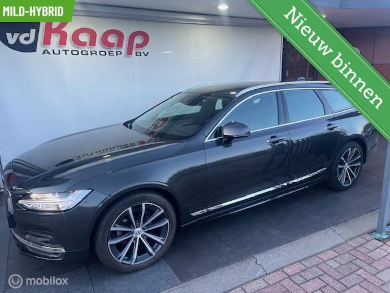 Volvo V90 - 2.0 Volvo V90 B4 Inscription - AutoWereld.nl