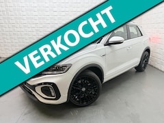 Volkswagen T-Roc - 1.5 TSI 3x R Line PANO VIRTUAL CAM ACC IQ
