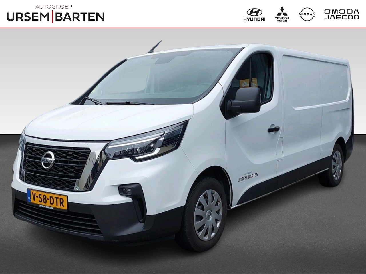 Nissan Primastar - 2.0 dCi L2H1 Acenta Trekhaak, lat om lat betimmering, laadvloer en superlocking . - AutoWereld.nl