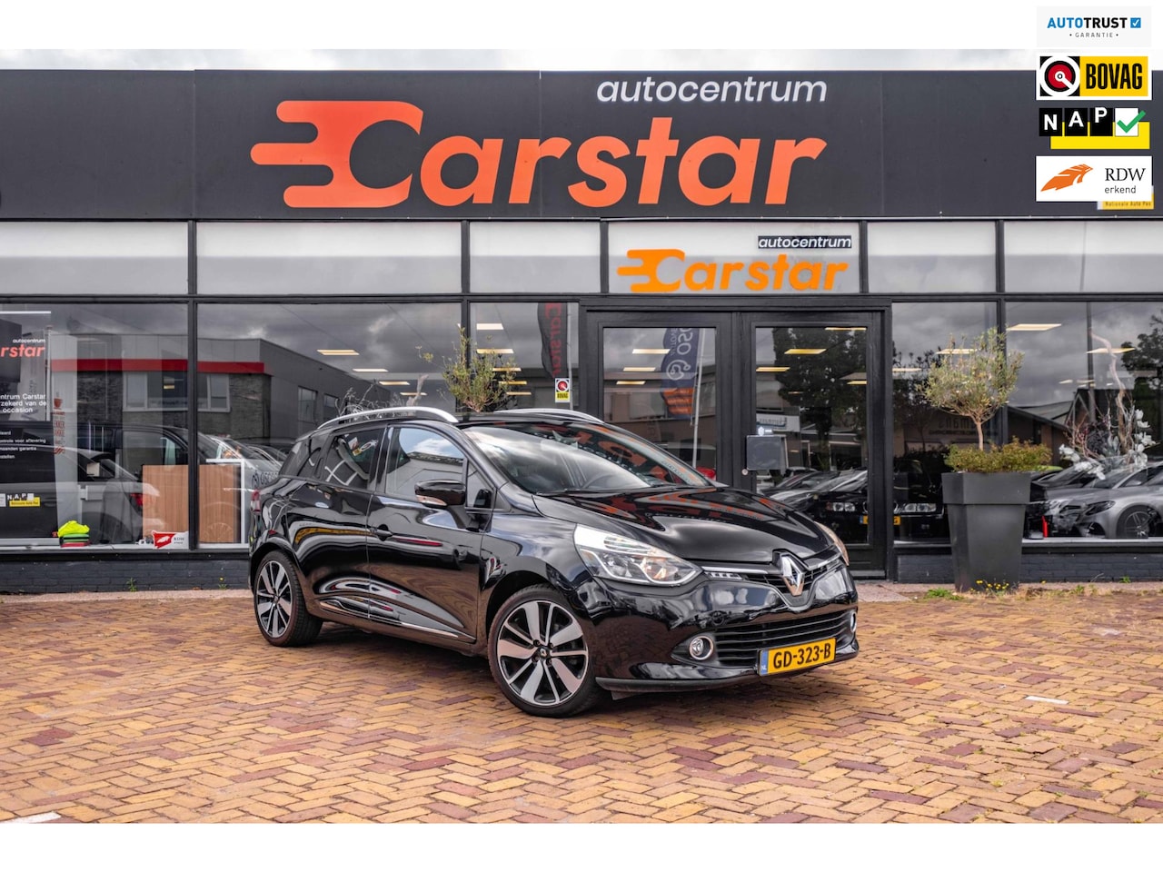 Renault Clio Estate - 1.2 Dynamique|Navi|Cruise|Pdc|Camera|Trekhaak| - AutoWereld.nl