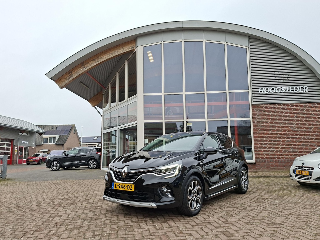 Renault Captur - 1.3 TCe 130 Intens, camera, carplay, cruise - AutoWereld.nl