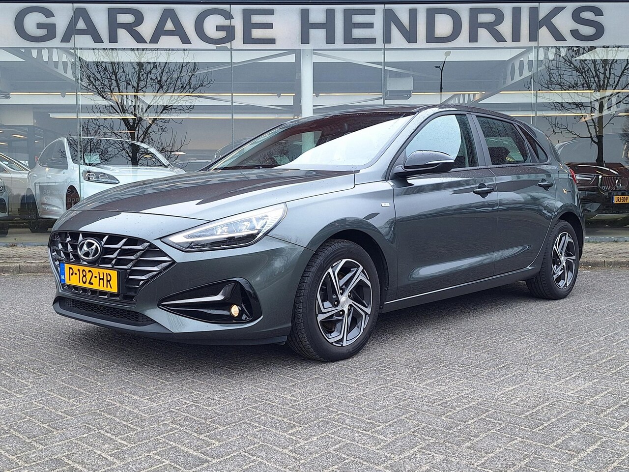 Hyundai i30 - 1.0 T-GDi MHEV Comfort Smart | Trekhaak | LED | Climate | Navi | Camera | CC | - AutoWereld.nl