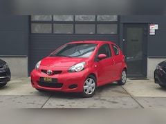 Toyota Aygo - 1.0-12V Comfort | Automaat | Nap | Onderhouden