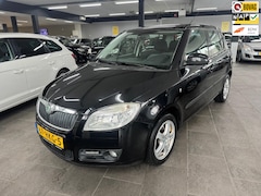 Skoda Fabia - 1.4-16V Ambiente 5-deurs navigatie airco elektrische pakket cruise controle lm-velgen