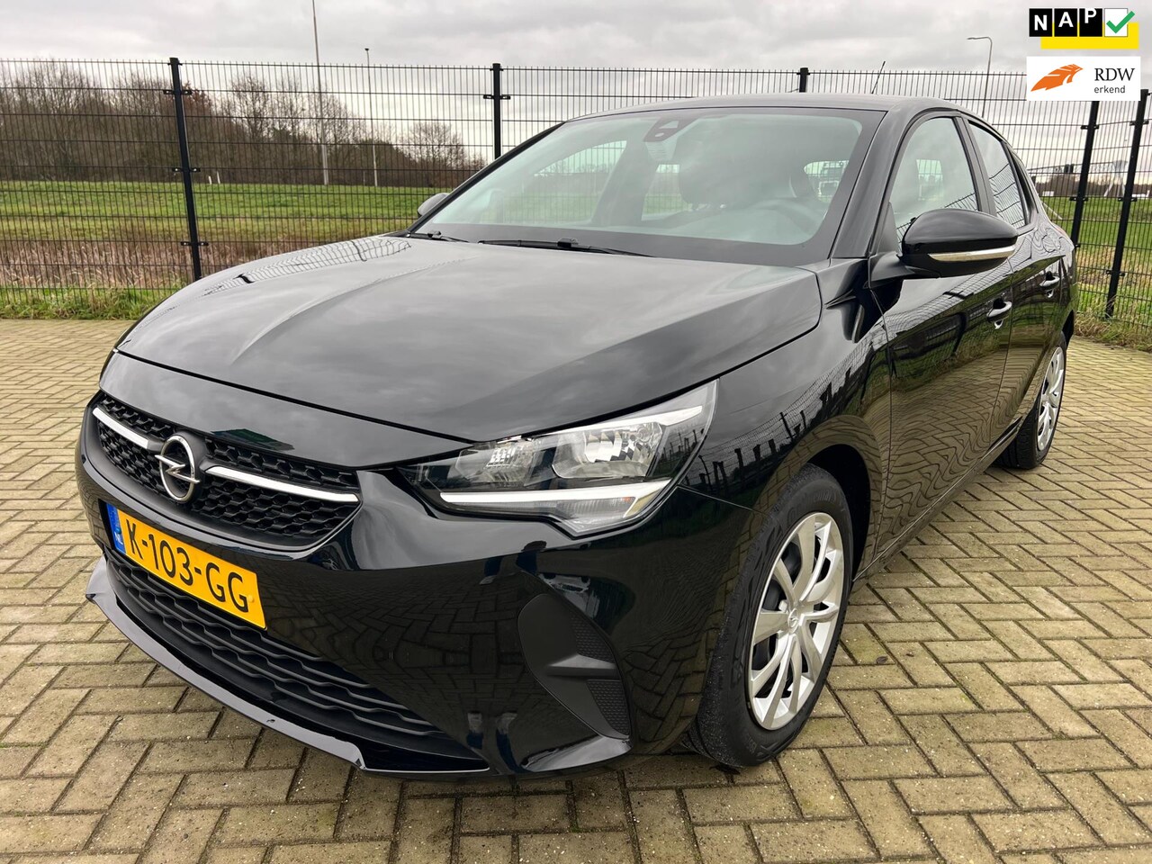 Opel Corsa - 1.2 Edition | 1st eigenaar | Cruise control | Bluetooth - AutoWereld.nl