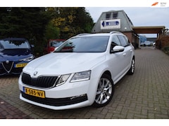 Skoda Octavia Combi - TSI 116 PK Greentech Business Edition Plus/CARPLAY/CRUISE/CAMERA/TREKHAAK/XENON/STOELVERWA