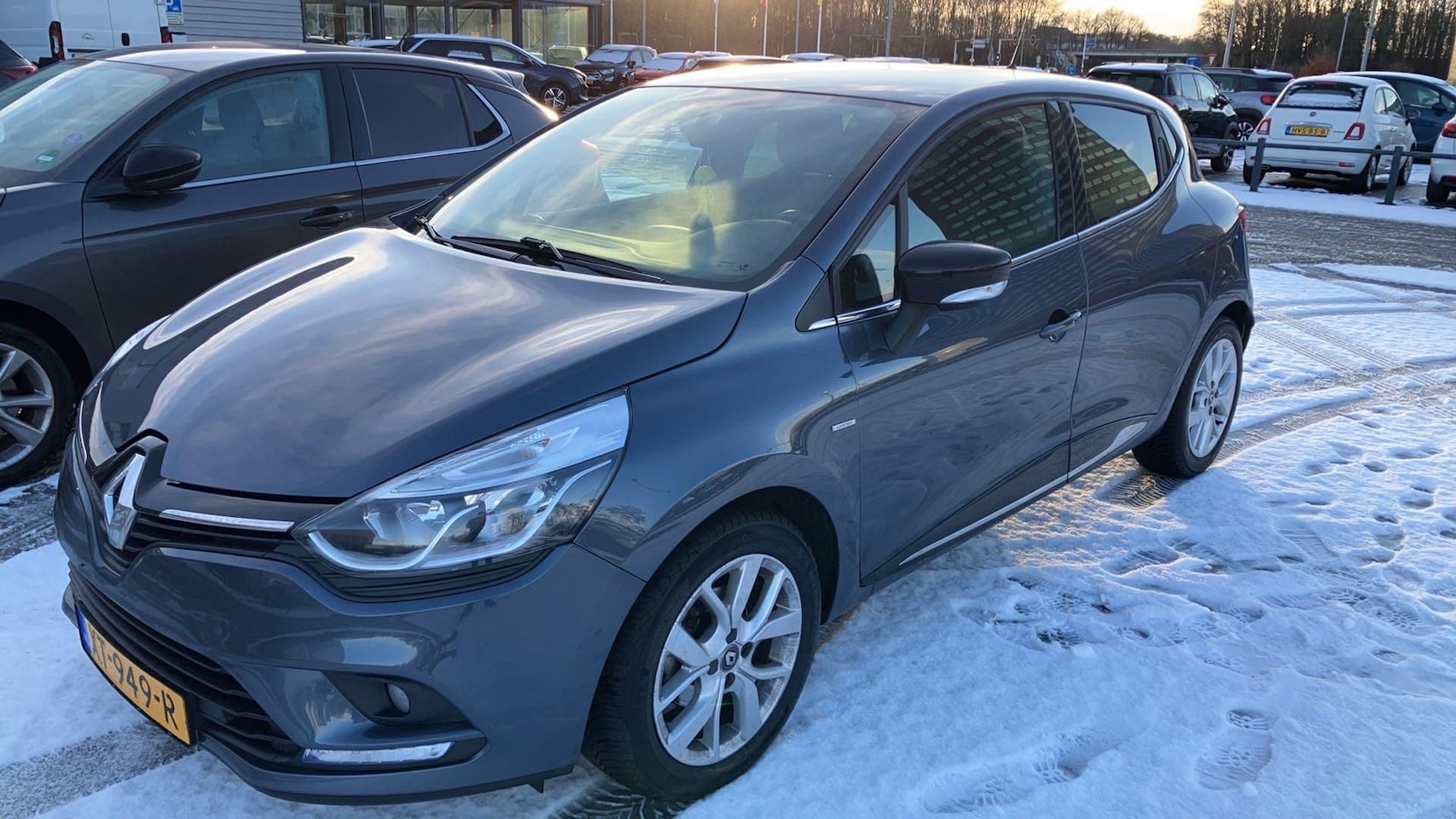 Renault Clio - 0.9 TCe Limited 0.9 TCe Limited - AutoWereld.nl