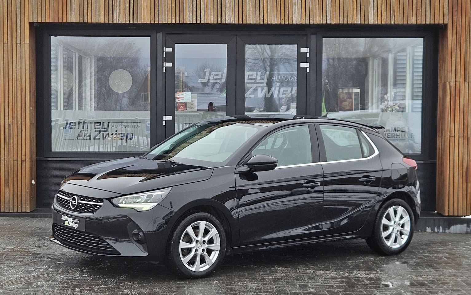 Opel Corsa - 1.2 Elegance apple carplay. automaat. lm velgen. led. incl btw. - AutoWereld.nl