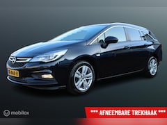 Opel Astra Sports Tourer - 1.4 Turbo 150 PK Online Edition, Stoel-stuurverwarming, Trekhaak, Sportstoelen, Pdc voor +