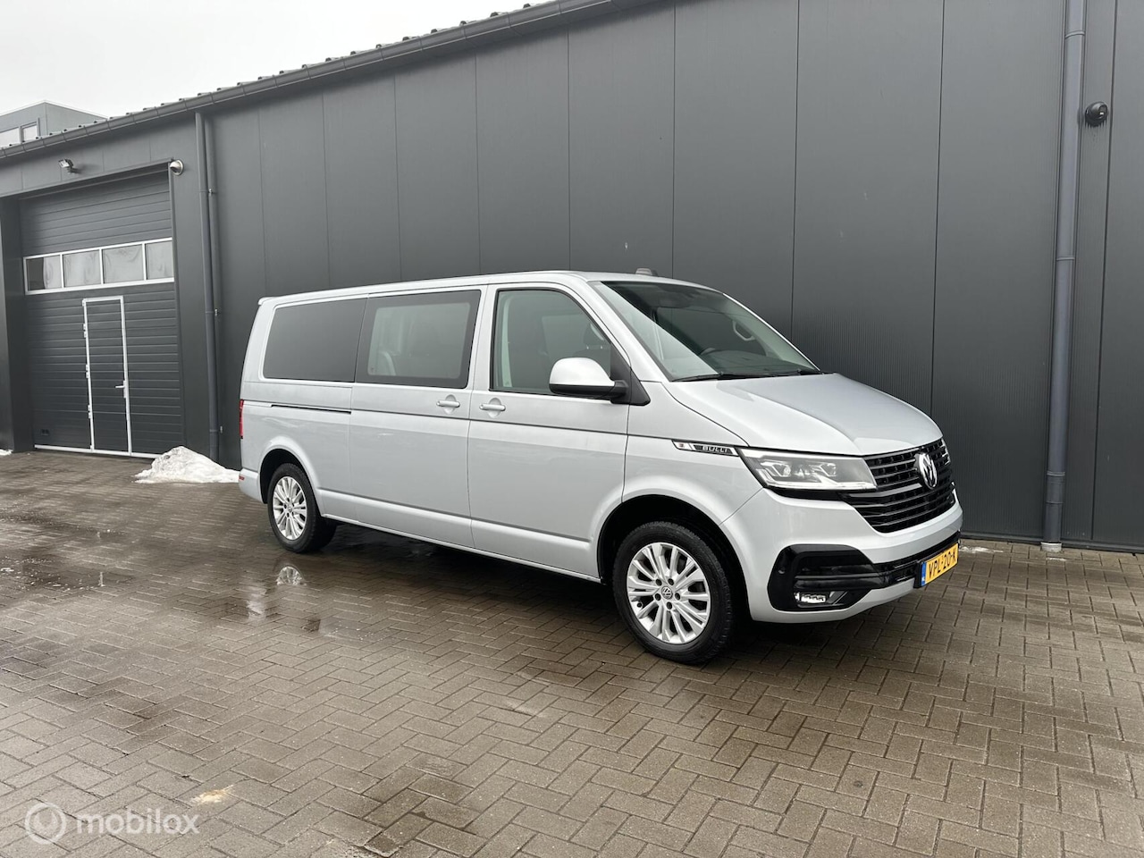 Volkswagen Transporter - 2.0 TDI DC Bulli Automaat - AutoWereld.nl