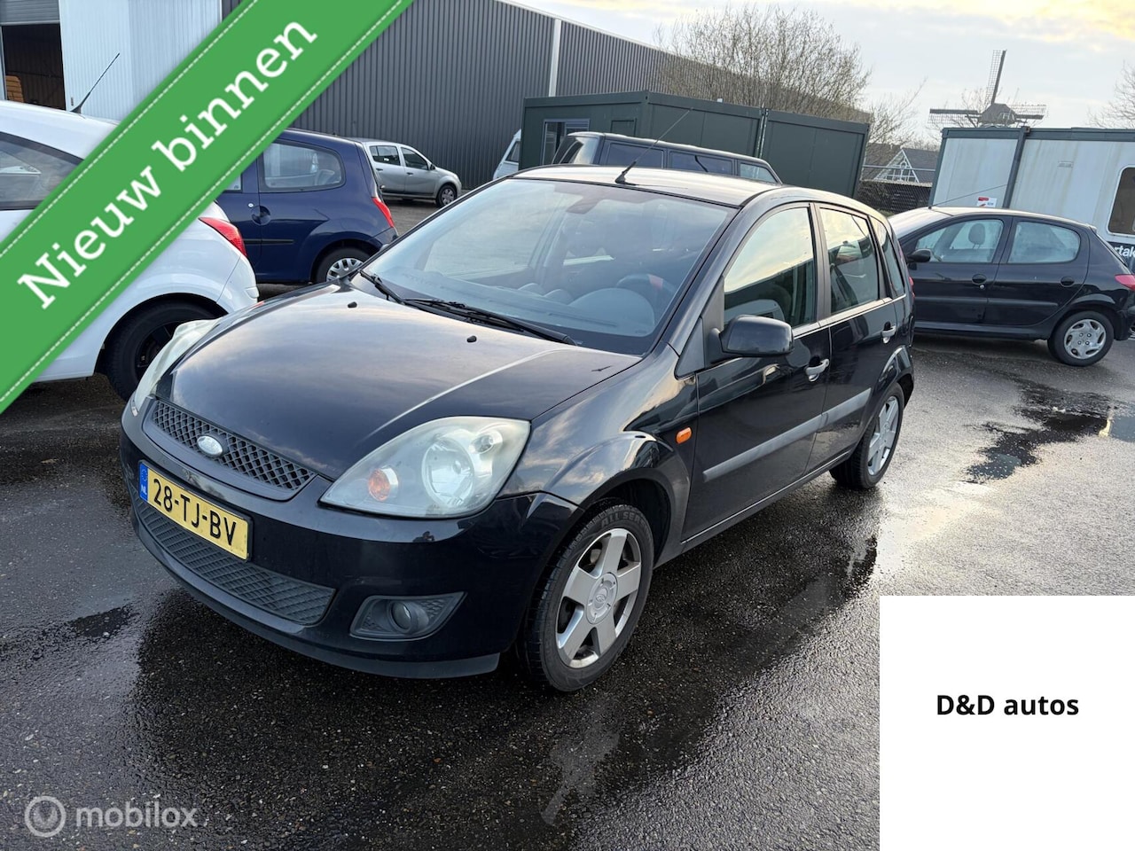 Ford Fiesta - 1.6-16V Ghia 1.6-16V Ghia - AutoWereld.nl