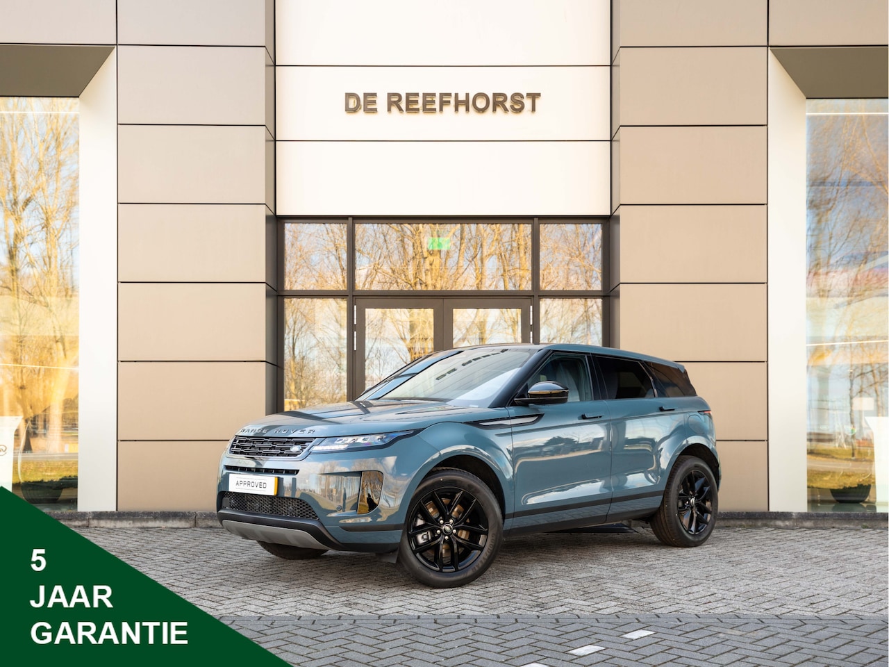 Land Rover Range Rover Evoque - 1.5 P270e PHEV AWD Business Edition | Glazen panoramadak met elektrisch bediend schuif-/ka - AutoWereld.nl