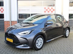Toyota Yaris - 1.5 Hybrid Active 1e Eig/Dealer onderh./Climate/AdaptiveCruise/Camera/AppleCarplay