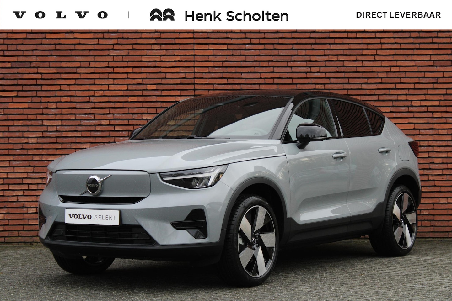 Volvo EC40 - Single Motor Extended Range Plus 82 kWh | Keyless Entry | Panoramadak | Elektrisch Bedienb - AutoWereld.nl