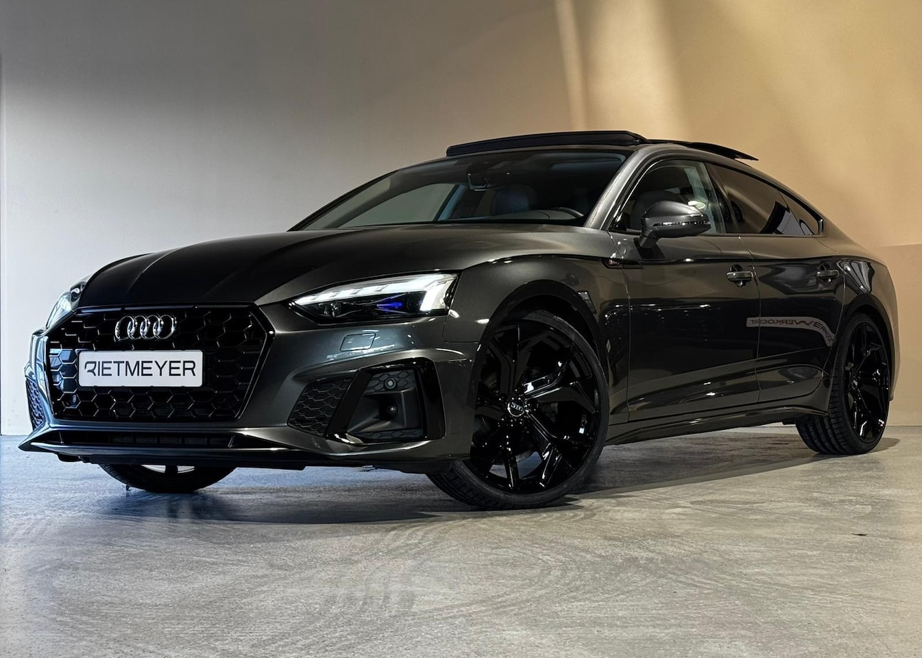 Audi A5 Sportback - TFSI S edition |Pano |Matrix |Leder |Stoelverw. | Camera - AutoWereld.nl