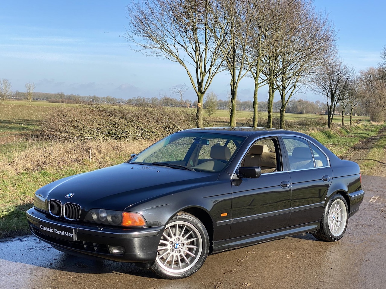 BMW 5-serie - 535i E39 V8 AUTOMAAT, LEDER, SCHUIFDAK - AutoWereld.nl