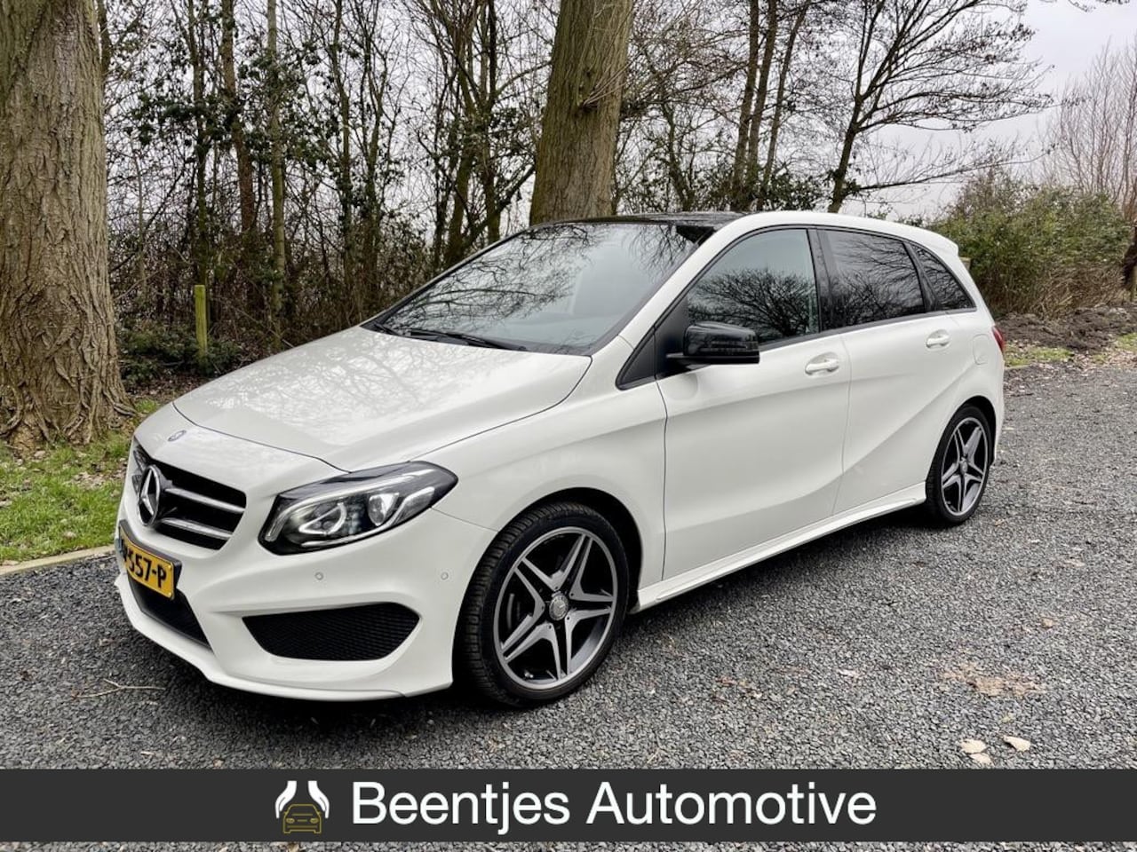 Mercedes-Benz B-klasse - 200 AMG Line | Automaat | Panoramadak | NL-auto | Perfect onderhouden - AutoWereld.nl