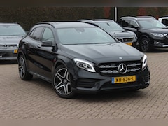 Mercedes-Benz GLA-Klasse - 180 Business Solution AMG Night Upgrade / Camera / Apple CarPlay / 19'' / Half leder / Nav