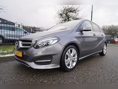 Mercedes-Benz B-klasse - B 200 156PK 7G-DCT Automaat Trekh. Parkeer Camera Clima