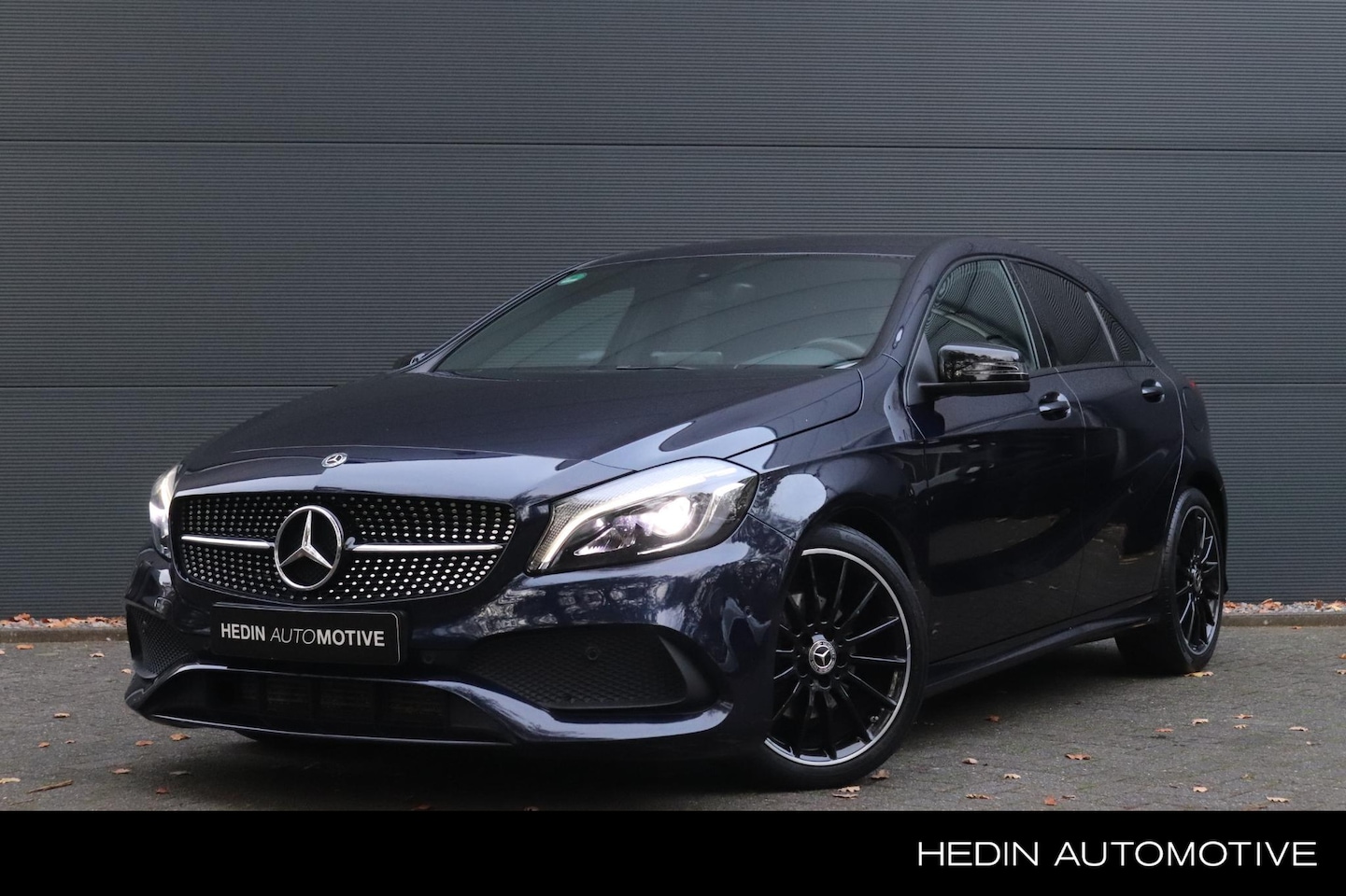 Mercedes-Benz A-klasse - 180 Ambition | AMG Line | Nightpakket - AutoWereld.nl