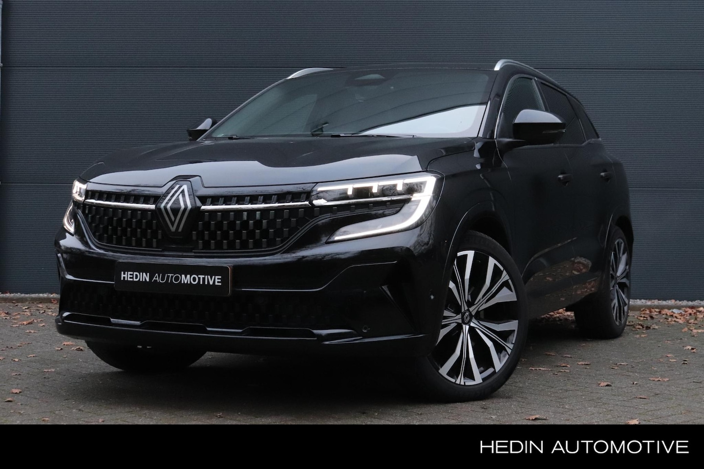 Renault Austral - 1.2 E-Tech full hybrid 200 iconic | Panorama | Parkeersensoren | 360 Camera - AutoWereld.nl