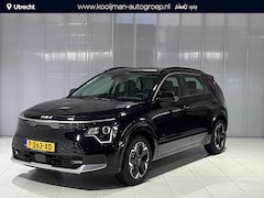 Kia Niro EV - DynamicLine 64.8 kWh Edition, Met o.a. Stoel en stuurverwarming Dodehoekdetectie