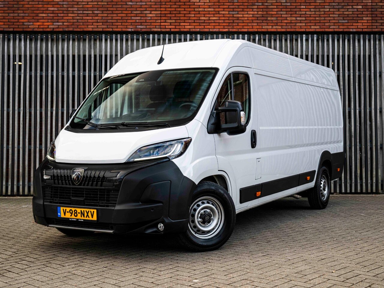 Peugeot Boxer - 2.2 BlueHDi 180pk AUT. L4H2 |VOL OPTIES|Camera|DigitaleSpiegel|AdaptieveCruiseControl|Clim - AutoWereld.nl