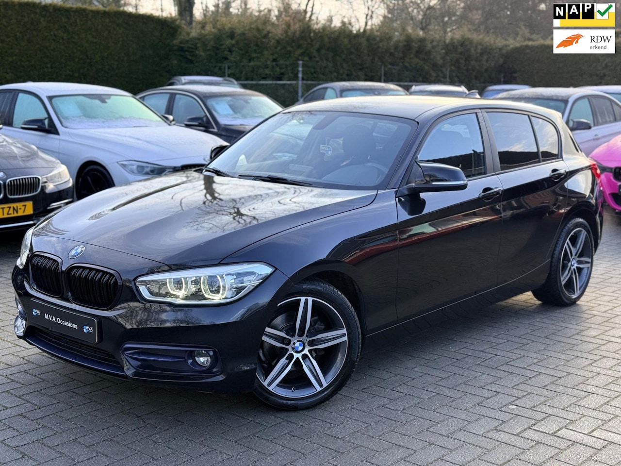 BMW 1-serie - 118i Centennial Executive Sport|Automaat|Navigatie|Led|Cruise control|Climate control|17 i - AutoWereld.nl