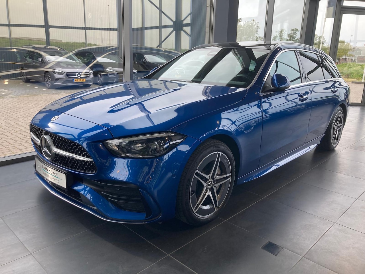 Mercedes-Benz C-klasse Estate - 300 e AMG Line - AutoWereld.nl