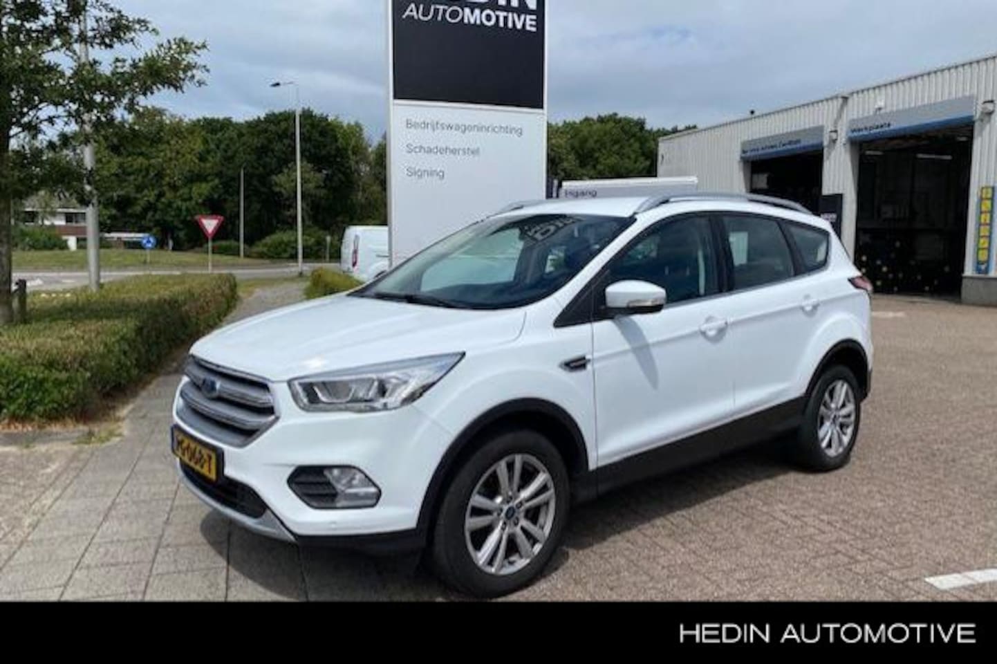 Ford Kuga - 1.5 EcoBoost Trend Ultimate Trekhaak - AutoWereld.nl