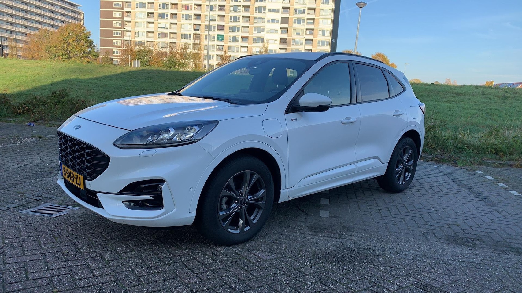 Ford Kuga - 2.5 PHEV ST-Line X 2.5 PHEV ST-Line X - AutoWereld.nl