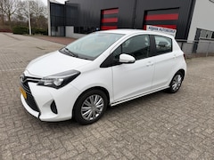 Toyota Yaris - 1.0 VVT-i Aspiration