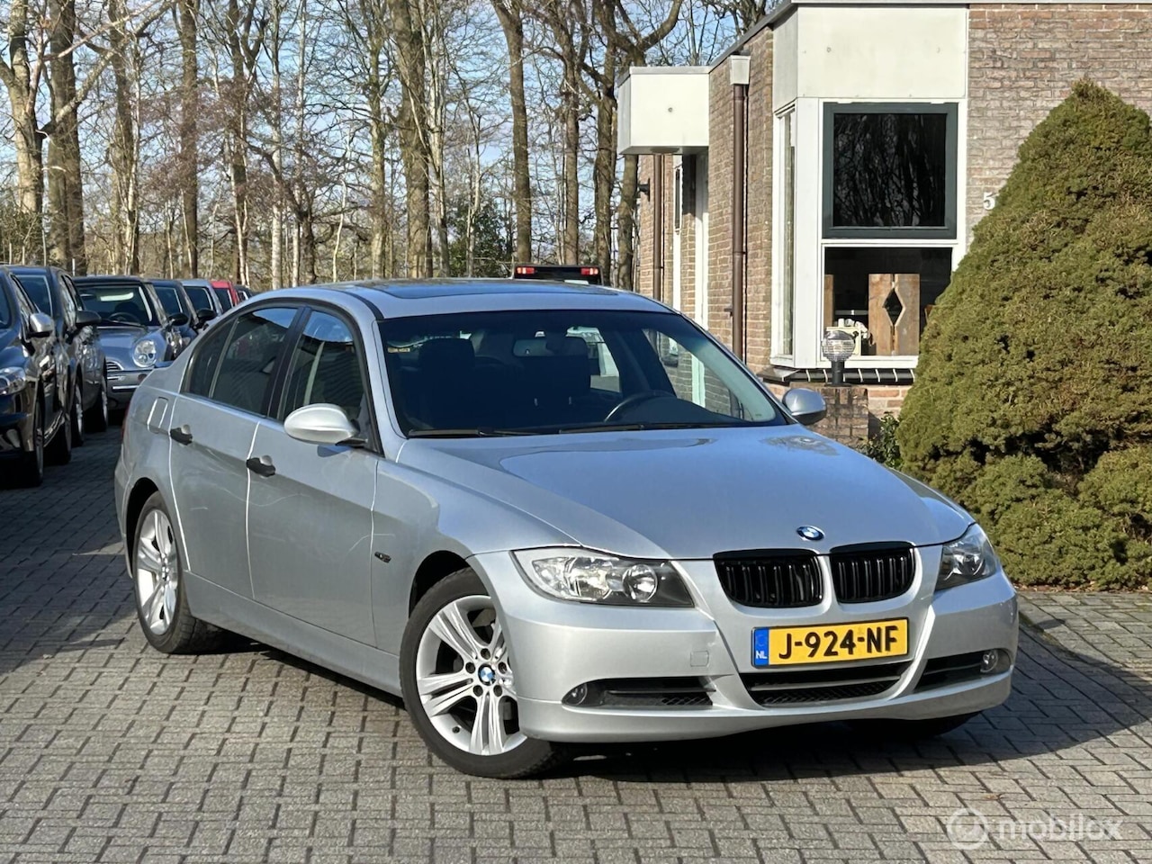 BMW 3-serie - 318i | Airco | Cruise | APK 12-2026! - AutoWereld.nl