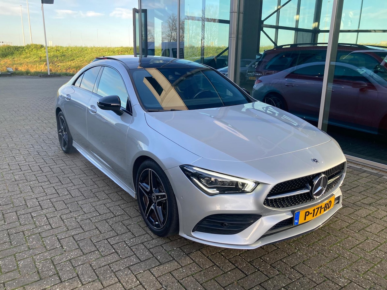 Mercedes-Benz CLA-Klasse - 200 Business Solution AMG - AutoWereld.nl