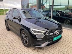 Mercedes-Benz GLA-Klasse - 200 Business Solution AMG
