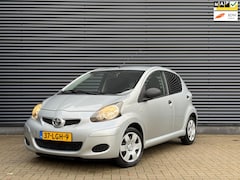 Toyota Aygo - 1.0-12V Access RIJKLAAR | AIRCO | NIEUWE APK | LAGE KM