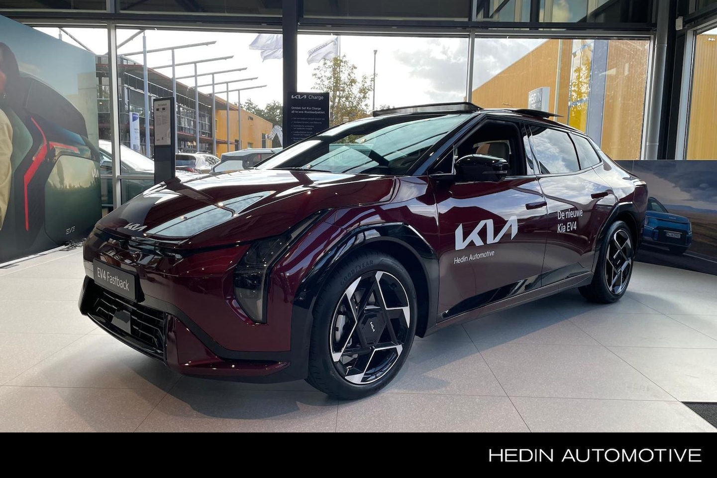 Kia EV4 Fastback - GT-PlusLine 81.4 kWh Airco | Lederen Bekleding| Navigatie | HUD | Camera | Dode hoek camer - AutoWereld.nl