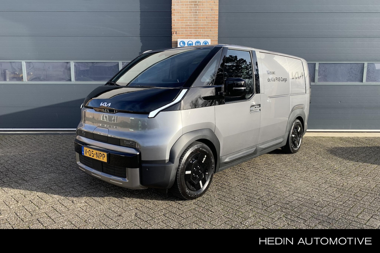 Kia PV5 - L2H1 Plus 71.2 kWh Beschikbaar voor proefritten | 416KM WLTP Actieradius - AutoWereld.nl