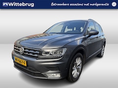 Volkswagen Tiguan - 1.4 TSI ACT Comfortline DSG Automaat Navigatie / Parkeersensoren /Stoelverwarming / Trekha