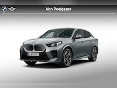 BMW iX2 - eDrive20 67 kWh M Sport Edition | M Sportpakket | Premium Pack | Glazen panoramadak