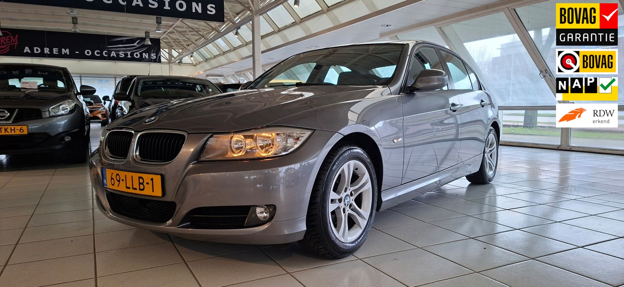 BMW 3-serie - 316i Business Line lage km, NAP! Groot scherm met Apple Carplay! - AutoWereld.nl