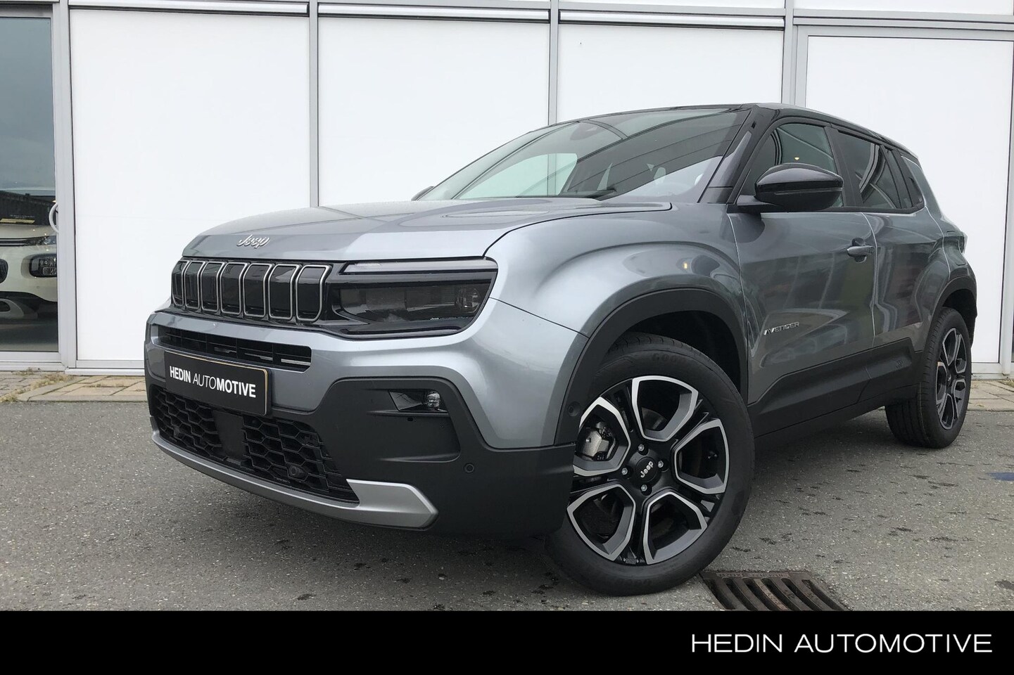 Jeep Avenger - 1.2 e-Hybrid Summit Automaat | Achteruitrijcamera | JBL | Navigatie | LM-Velgen | Climate - AutoWereld.nl