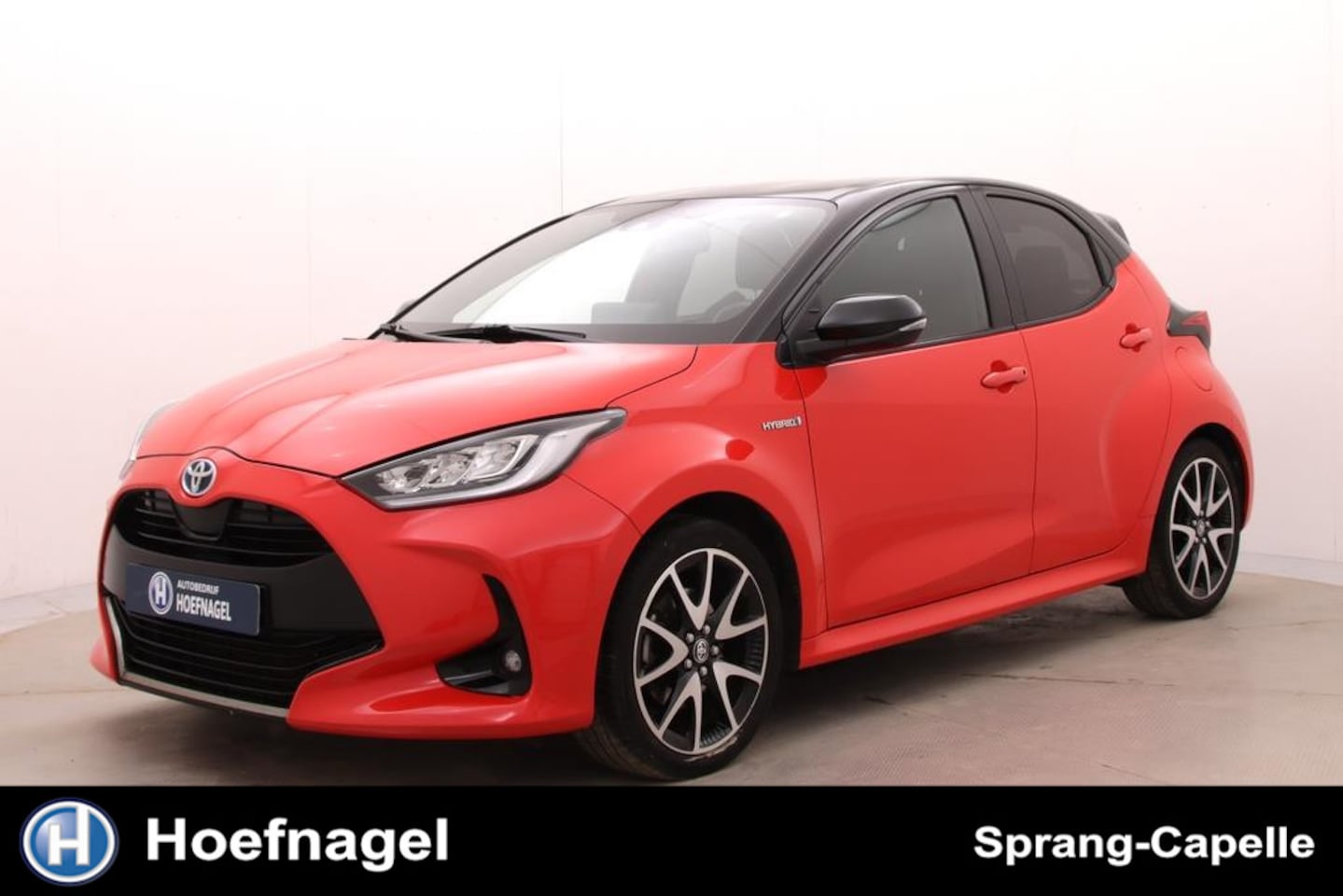 Toyota Yaris - 1.5 Hybrid Dynamic | Camera | Adaptive Cruise | HeadUp Display | CarPlay | Stoel-/Stuurver - AutoWereld.nl