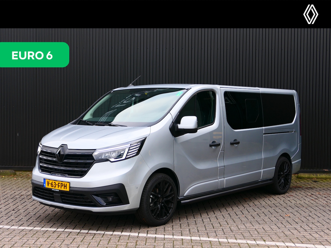 Renault Trafic - 2.0 Blue dCi EDC 170 T29 L2H1 Luxe DC, vraag naar beschikbaarheid! Demo, Deuren met ruit, - AutoWereld.nl